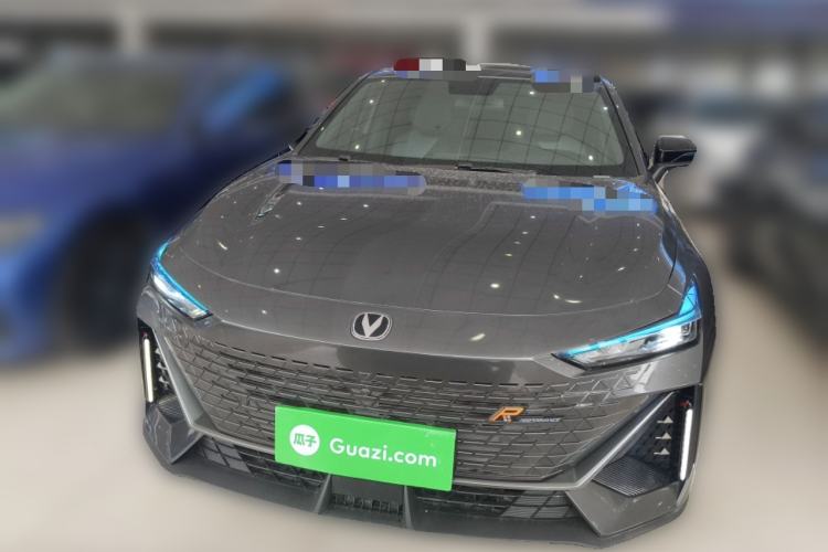 Used CHANGAN UNI-V 2022 1.5T Prestige Version Front