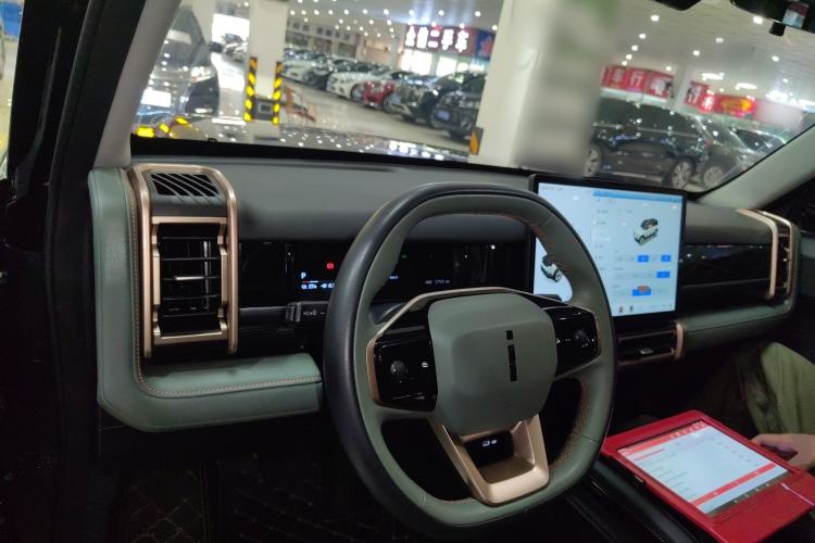 Used iCAR 03 2024 501km Two-Wheel Drive Long-Range Version Center Console