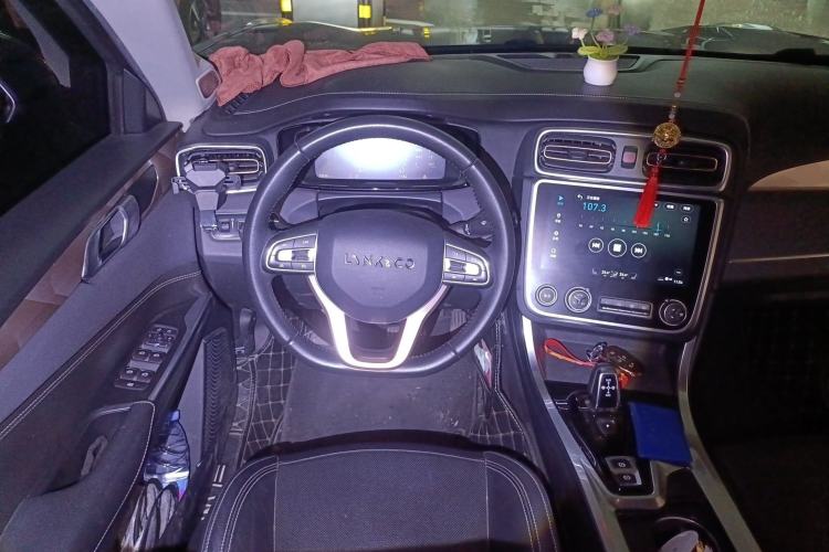 Used Lynk & Co 01 2017 2.0T Two-Wheel Drive Pro Edition
