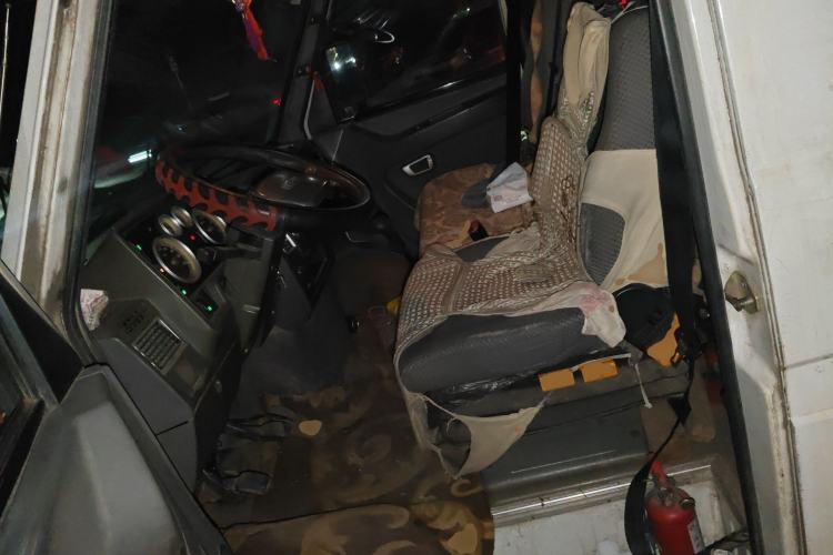 Used Iveco Daily 2012 2.5T-A35 Logistics Version 1 Mid-Roof
