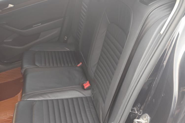 Used Volkswagen Magotan 2019 330TSI DSG Leading Edition China V Standard
