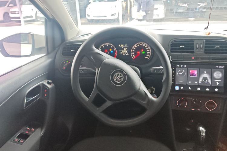 Used Volkswagen Polo 2016 1.4L Automatic Trendy Model
