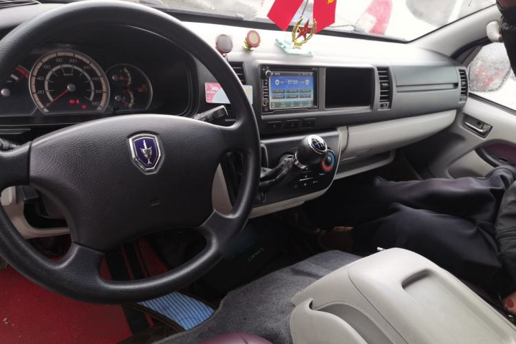 Used Jinbei Hiace  Center Console