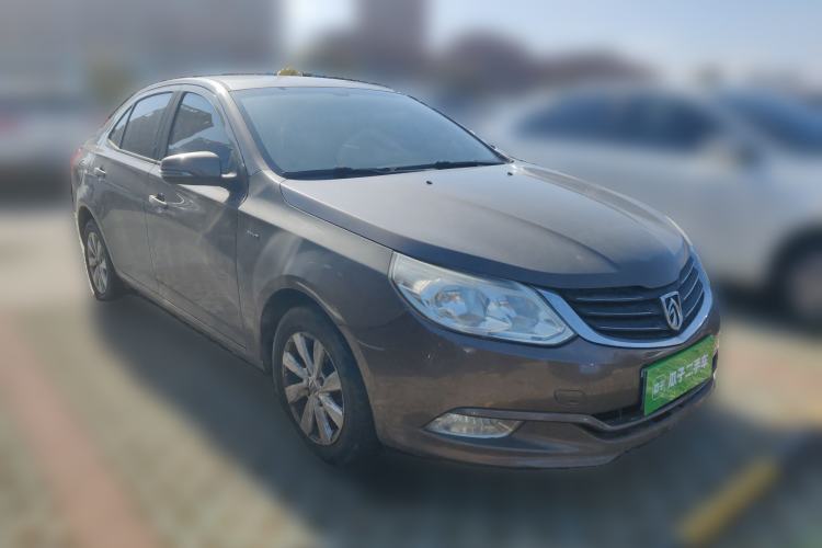 Used Baojun 630 2014 1.5L manual Comfort trim level