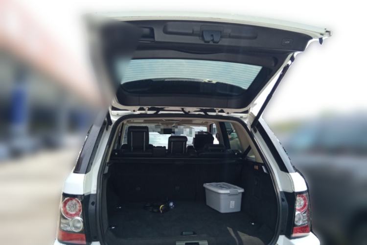 Used Land Rover Range Sport 2013 5.0 SC V8 HSE Trunk