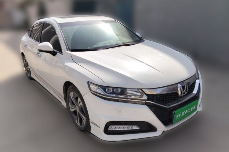 Used Honda Spirior 2015 2.4L Prestige Edition Front Right 45 Deg