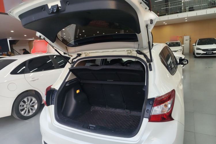 Used Nissan Tiida 2019 1.6L CVT Cool Edition China VI Standard
