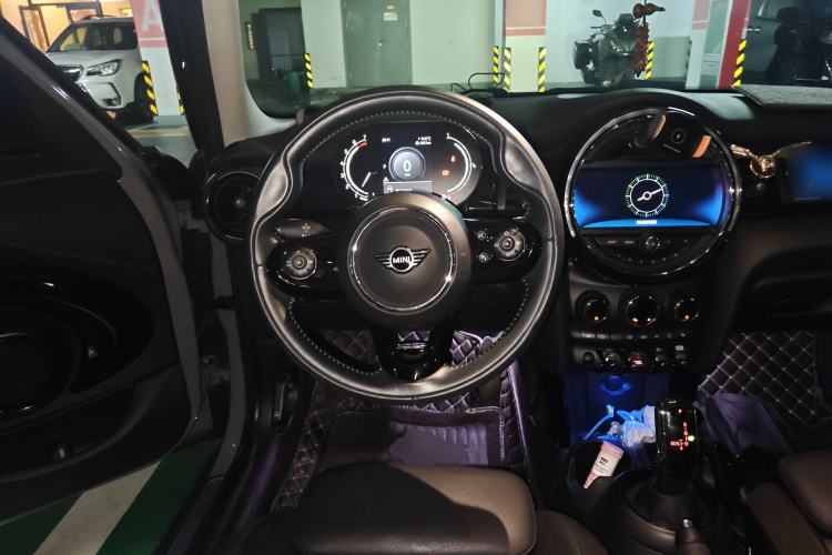 Used MINI MINI 2021 1.5T COOPER Classic Edition