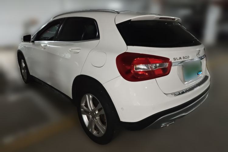 Used Mercedes-Benz GLA 2015 GLA 200 Sport Edition Rear Left 45 Deg