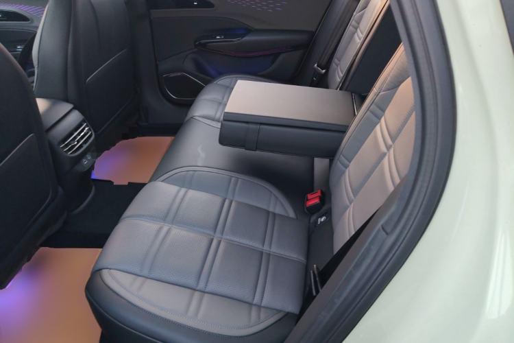 Used Hongqi EH7 2024 690 Pro Glory Edition