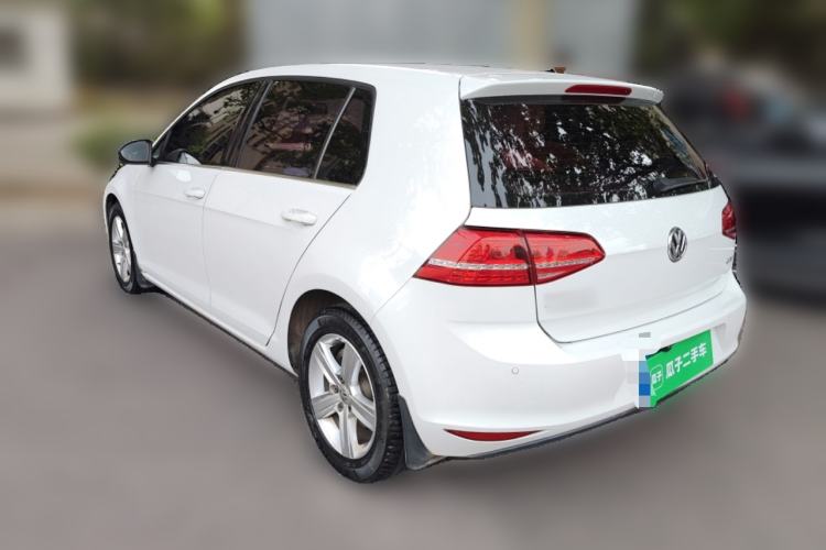 Used Volkswagen Golf 2016 1.6L Automatic Comfort Model Rear Left 45 Deg