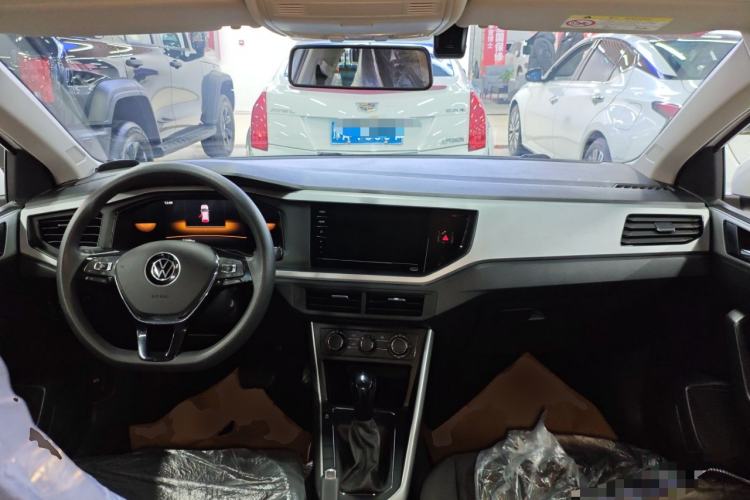 Used Volkswagen Polo 2023 Revised Plus 1.5L Automatic – Enjoy Life Edition Center Console