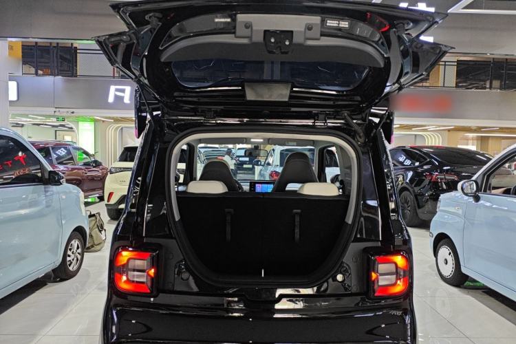 Used Geely Galaxy Panda 2025 210km Panda Kart Trunk