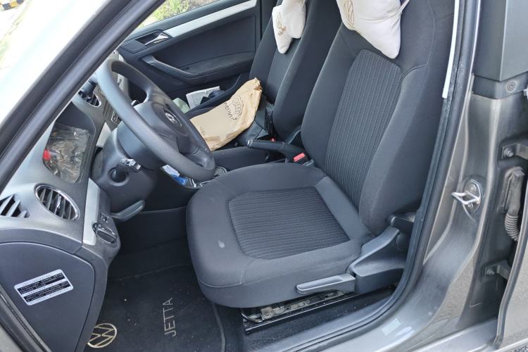 Used Volkswagen Jetta 2015 1.6L Automatic Comfort Model
