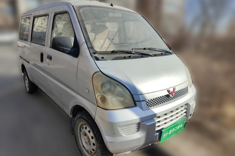Used Wuling Rongguang 2011 1.2L Base Version
