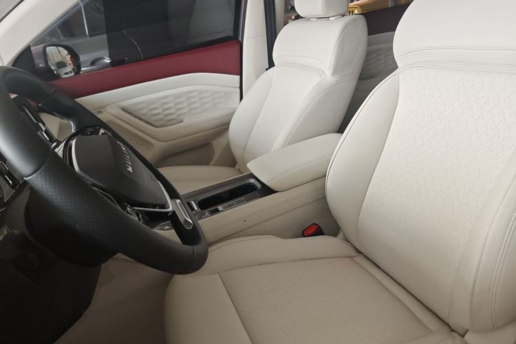 Used Wuling Xingyun 2023 2.0L DHT Flagship Edition Left Front Seat