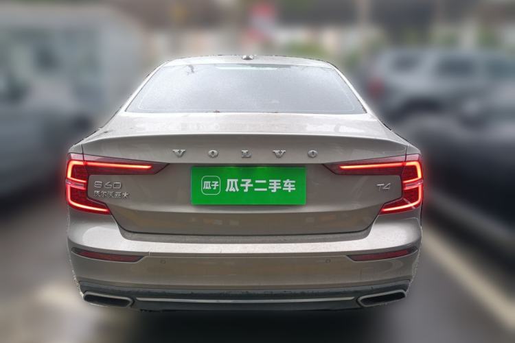 Used Volvo S60 2021 T4 Zhiyi Luxury Edition