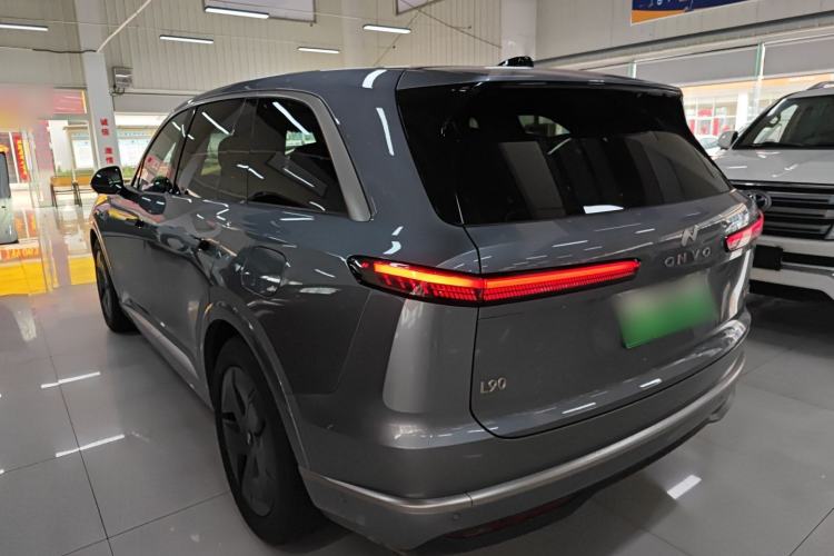 Used ONVO Luxeed L90 2025 Model—Max Six-Seater Version