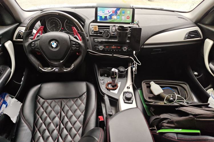 Used BMW 1 Series 2012 118i Leading Model Center Console