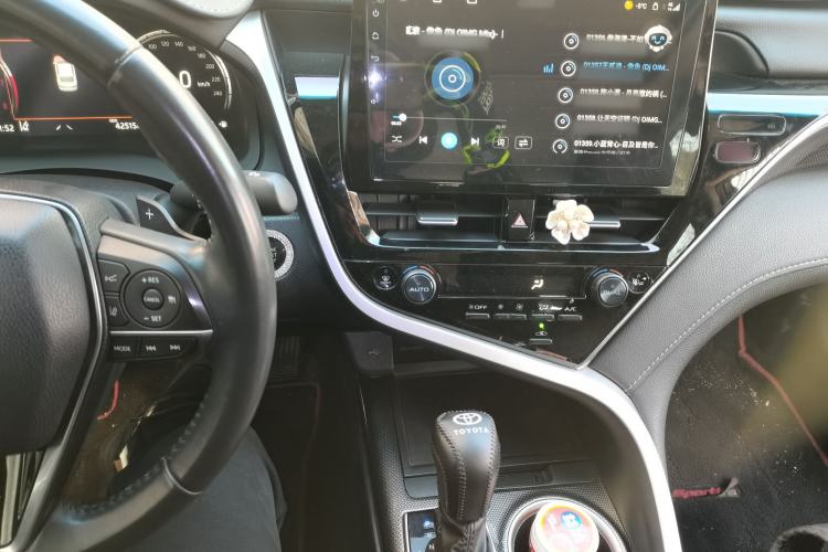 Used Toyota Camry 2022 2.5S Knight Edition
