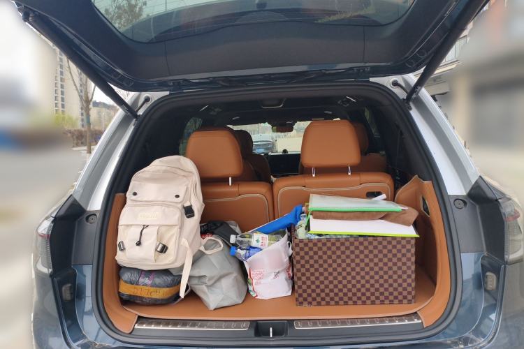 Used Hima AITO M9 2024 Range-Extended Ultra Version 42 kWh 6-Seater Model
