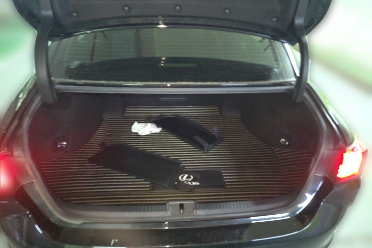 Used Lexus ES 2018 300h Premier Edition China V Standard