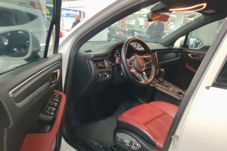 Used Porsche Macan 2018 Macan 2.0T