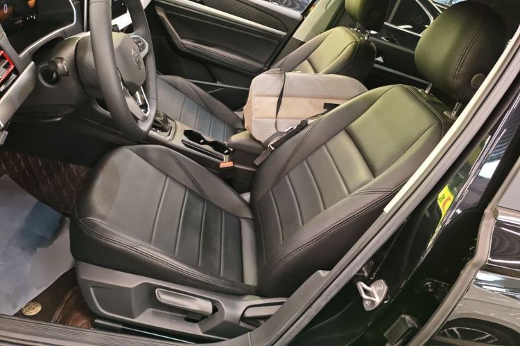 Used Volkswagen Lavida 2024 300TSI DSG Starry Sky Deluxe Edition Left Front Seat