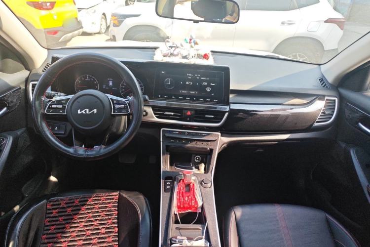 Used Kia KX3 2021 1.5L CVT Trend Edition Center Console