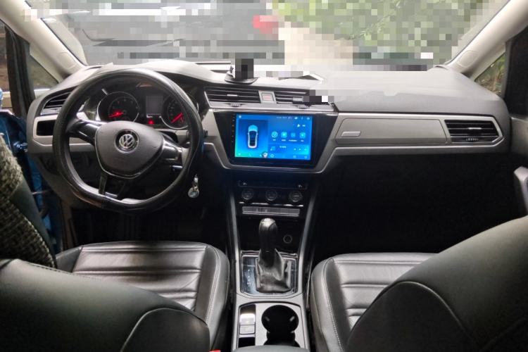Used Volkswagen Touran 2016 Volkswagen Touran L 280TSI DSG Comfort Edition
