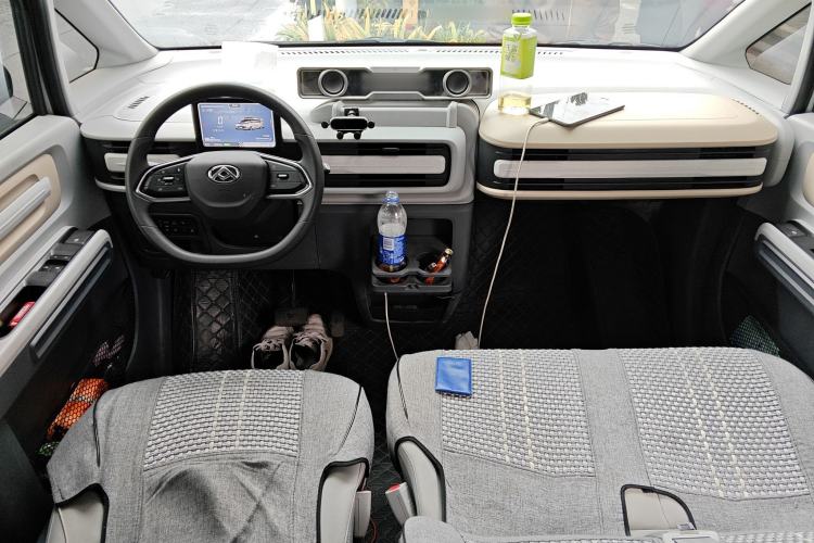 Used SAIC MAXUS Dana V1 2025 Low-Roof Multi-Function Version 42 kWh