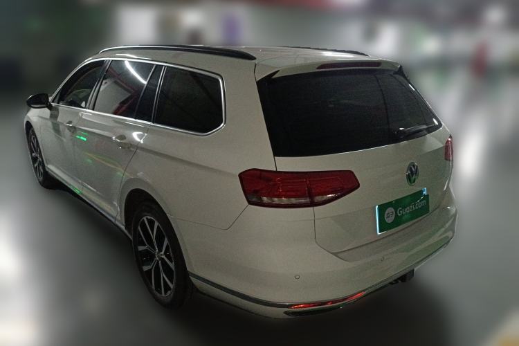 Used Volkswagen Variant 2017 380TSI Two-Wheel Drive Comfort Edition