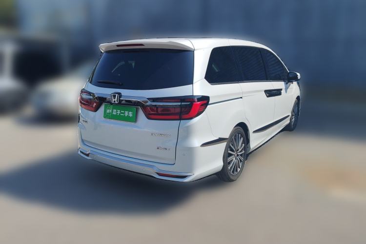 Used Honda Elysion 2024 2.0L eHEV Luxury Edition Rear Right 45 Deg