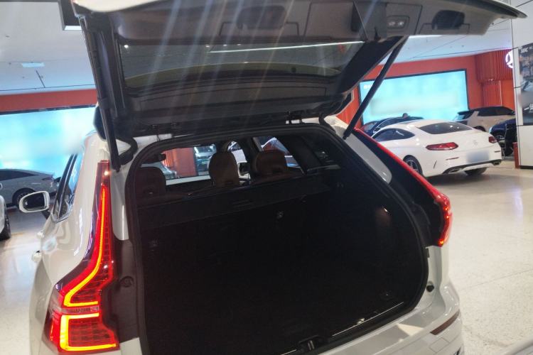 Used Volvo XC60 New Energy 2023 T8 Plug-in Hybrid Long-Range All-Wheel Drive Smart Luxury Edition