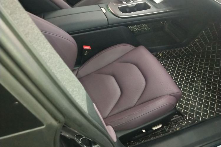 Used Xiaomi Auto SU7 2024 Rear-Drive Standard Founder Edition
