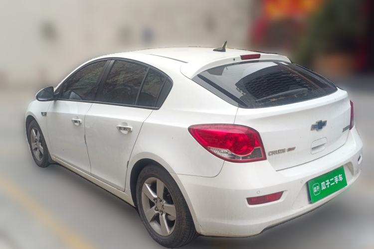 Used Chevrolet Cruze 2013 Hatchback 1.6L Automatic Luxury Model
