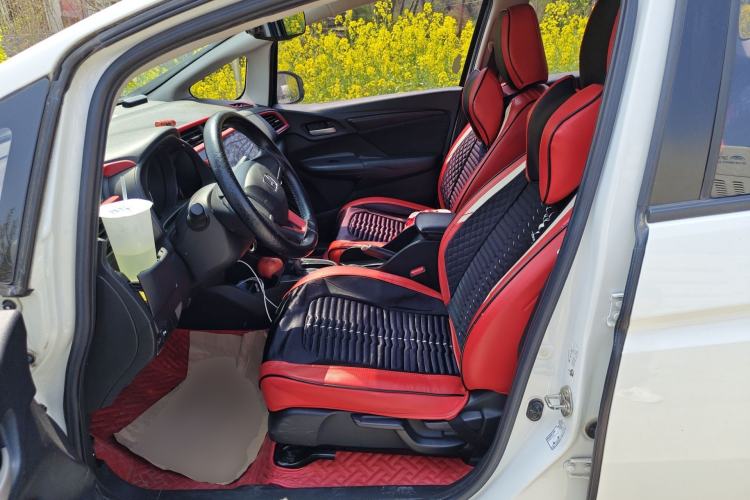 Used Honda Fit 2016 1.5L LXS CVT Comfort Sunroof Version
