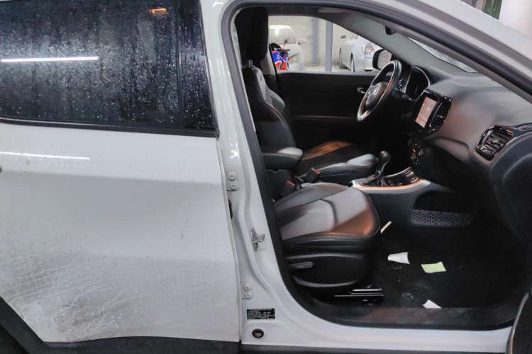 Used Jeep Compass 2017 200T Automatic Family Edition