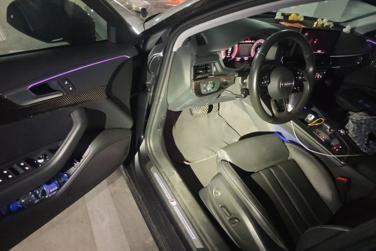 Used Audi A4L 2020 40 TFSI quattro Luxury Dynamic Model
