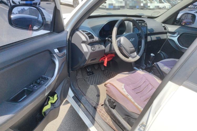 Used Chery Tiggo 3 2014 Magic Edition 1.6L Manual Fashion Version Driver Seat