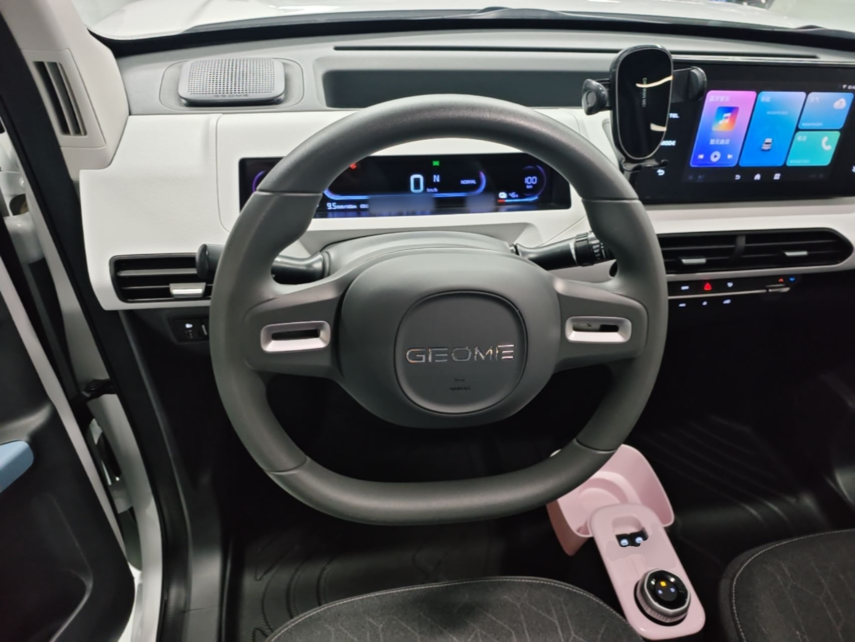 Geely Galaxy Panda 2024 Panda Mini 200km Longteng PRO Edition — снимка 13