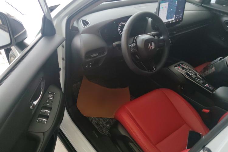 Used Honda HR-V 2023 2.0L eHEV Dynamic Speed Version
