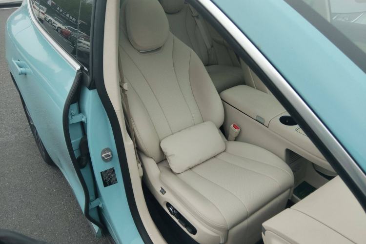 Used Hima Luxeed R7 2025 Range-Extended Version 251 km Max
