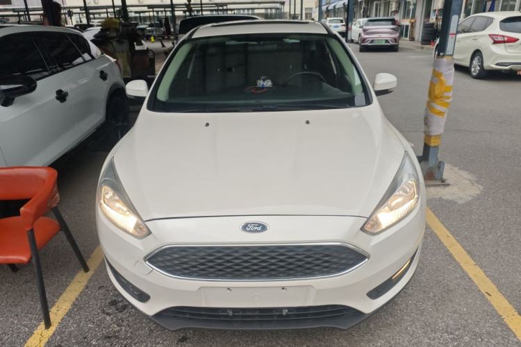 Used Ford Focus 2018 Hatchback Classic 1.6L Automatic Trendy SmartDrive Edition