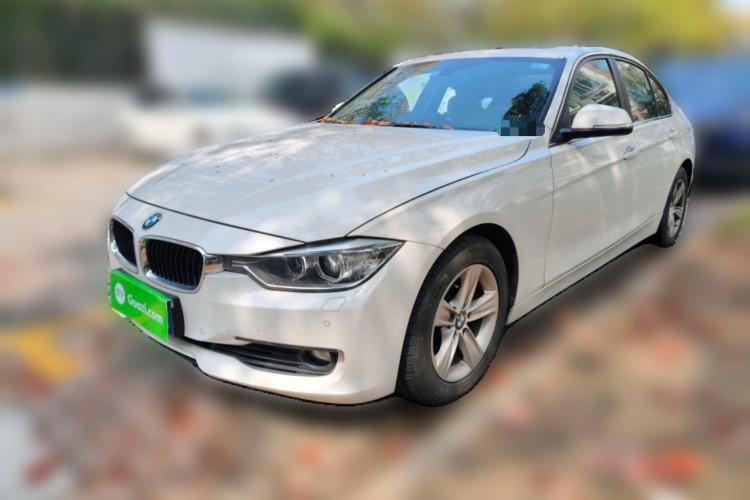 Used BMW 3 Series 2015 320i Luxury Line Stylish Edition