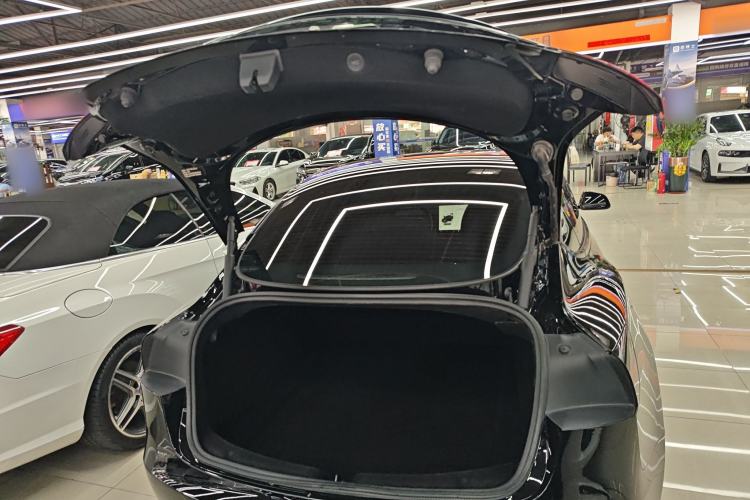 Used Tesla Model 3 2023 Rear-Wheel-Drive Version