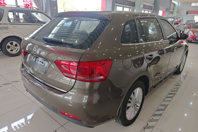 Used Volkswagen Gran Lavida 2013 1.6L Automatic Comfort Model
