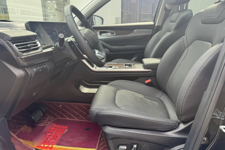 Used EXEED Lanyue 2021 400T Four-Wheel Drive Starlight Pro Edition 7 Seats Interior 6