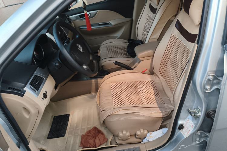 Used Buick Excelle 2013 1.5L Manual Classic Model