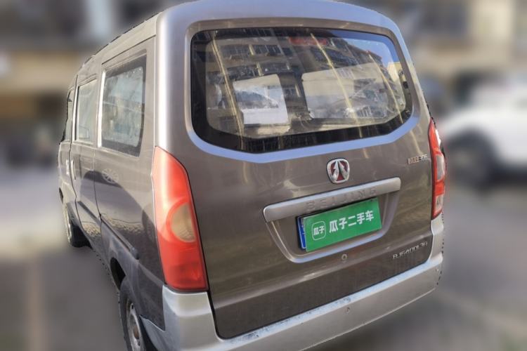 Used BAIC Weiwang 306 2011 1.3L luxury version 8 seats
